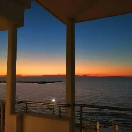 Vista Mare By Oikies Apartmán