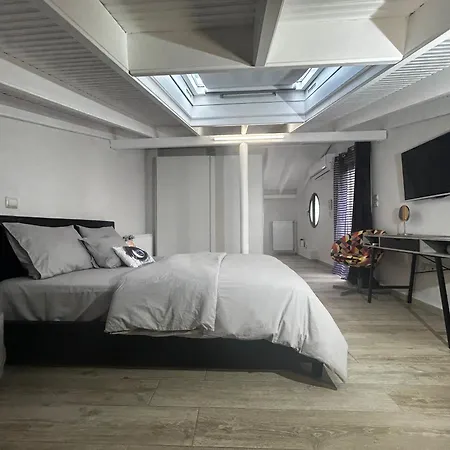 Vista Mare By Oikies Appartement *